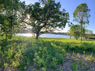 34410 N Malmquist Dr, Ingleside, IL 60041