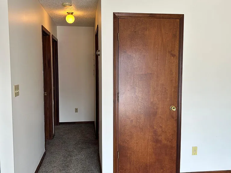 607 Myron St #4 — Photo 12