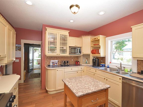 5th image of 309 McKinley St