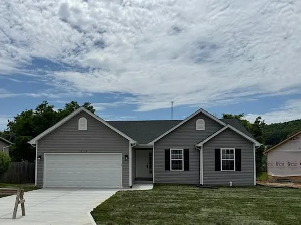 1634 Twelve Oaks Pl #236, Pevely, MO 63070