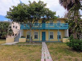 350 80th Ave