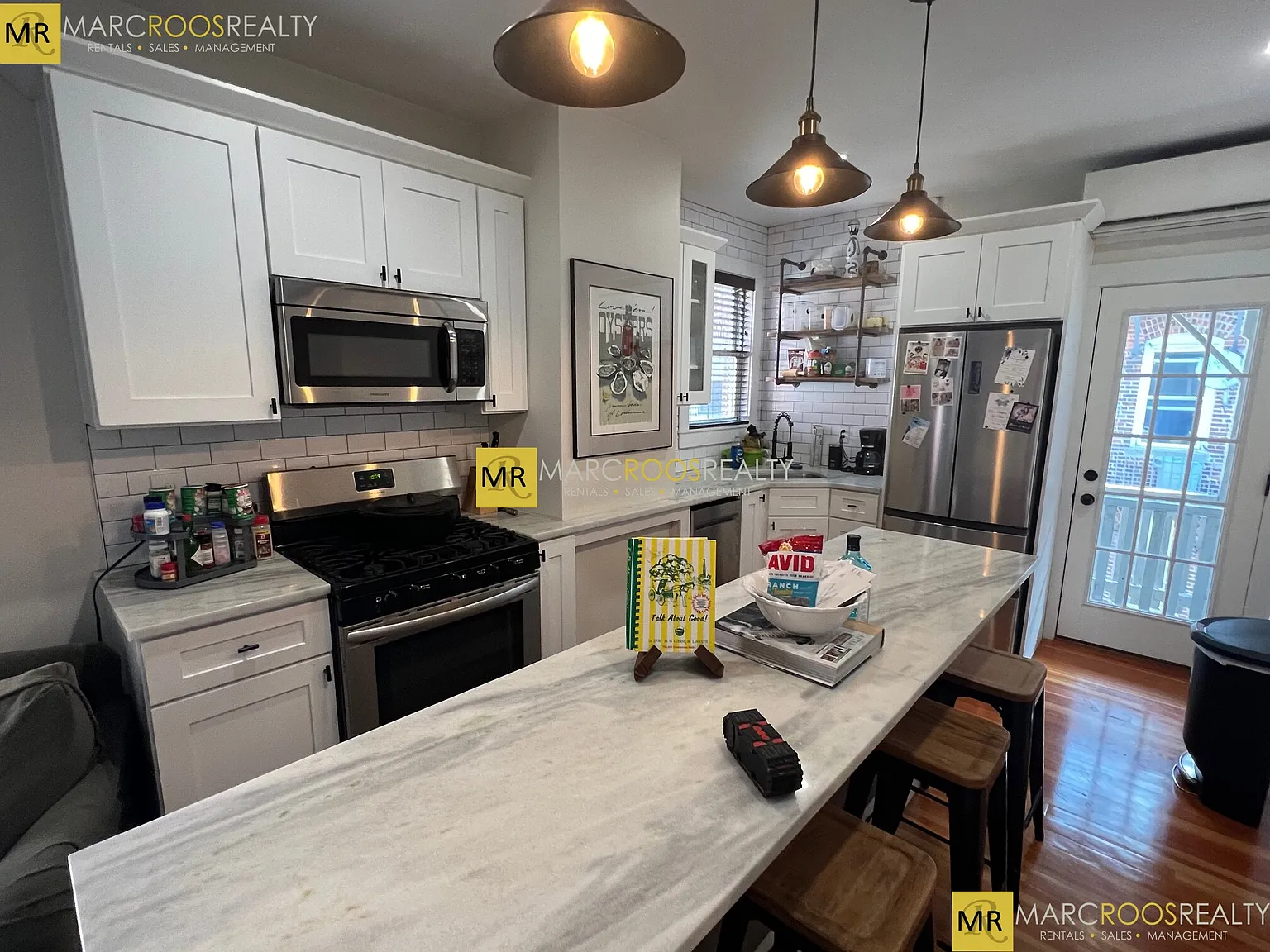 2 bed, 9999 sqft, $2,900 — Photo 2