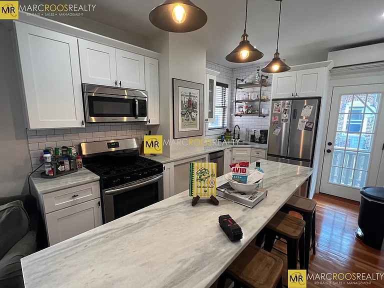 2 Elbow St #3 — Photo 4