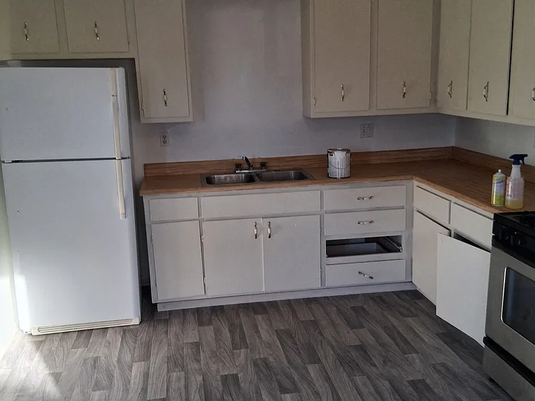 153 W 12th St #B — Photo 1