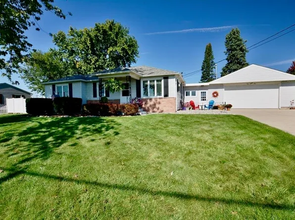 439 E Wheeler Rd, Bay City, MI 48706