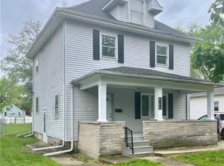 2437 E North St, Decatur, IL 62521