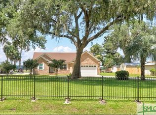 407 W 1st St, Midway, GA 31320