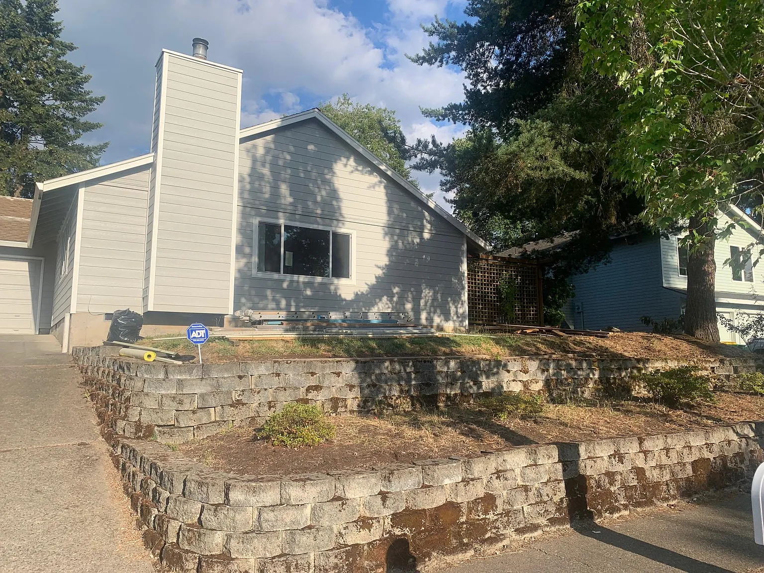 6600 SW Hyland Way photo 1