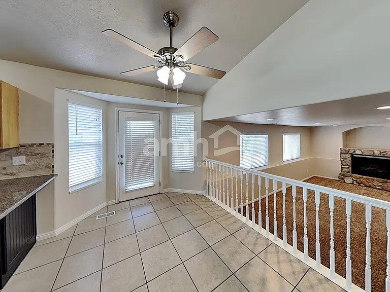 15121 S Moab Way — Photo 4