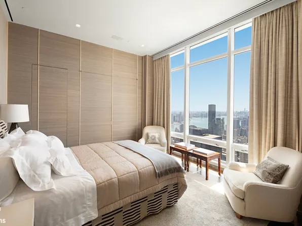 151 East 58th Street image 18 of 26