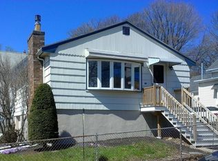 50 Oakwood Ave, Lynn, MA 01902