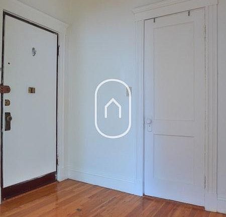 2nd image of 6 Worthington St #A