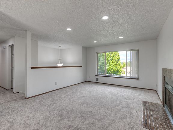 3rd image of 22636 119th Ave SE