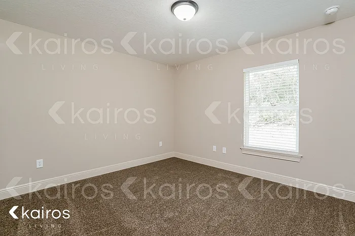 16903 SW 40th Cir — Photo 7