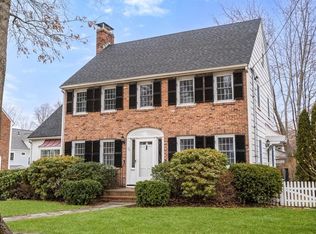 20 Lantern Ln, Milton, MA 02186