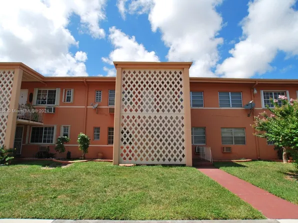 3451 SW 11th St APT 4-B, Miami, FL 33135
