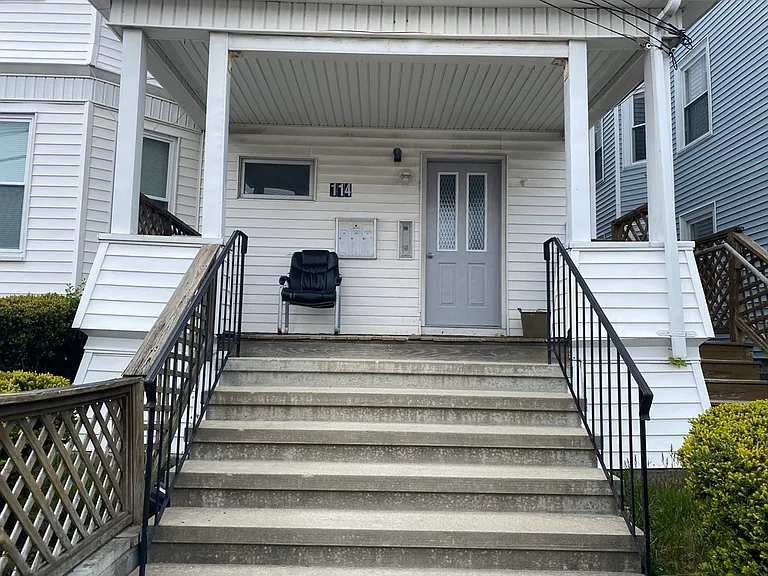 114 Sagamore St #1 — Photo 37