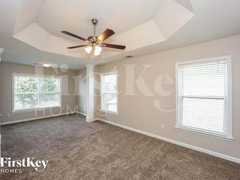 7297 Basalt Dr — Photo 9