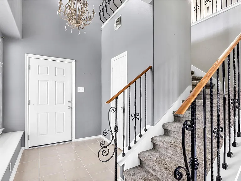 9016 Elm Drake Ln — Photo 4
