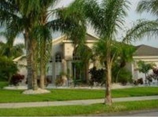 713 Carriage Hill Rd, Melbourne, FL 32940