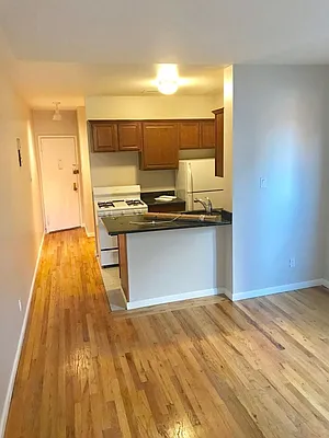 Rented by Realty Nerd | media 1
