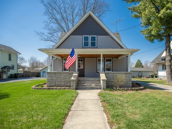 903 S Main St, Yorkville, IL 60560