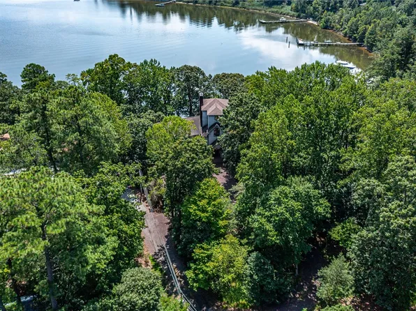 144 Hills Ln, Lancaster, VA 22503