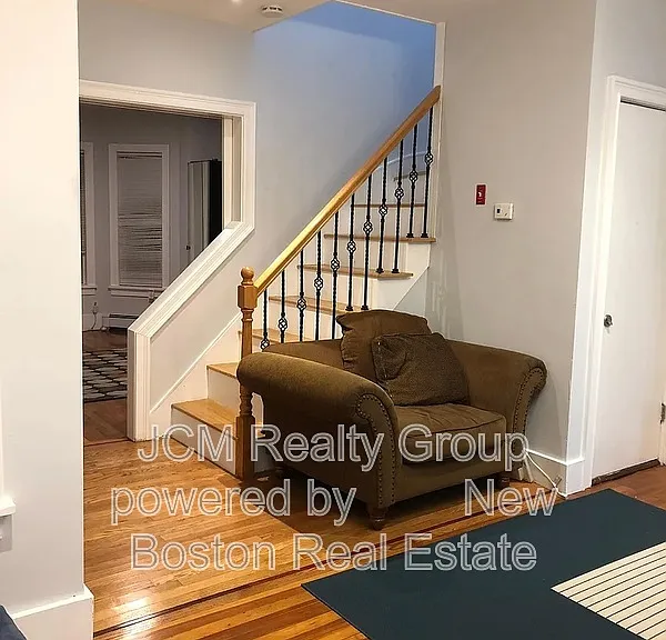 18 West St — Photo 4