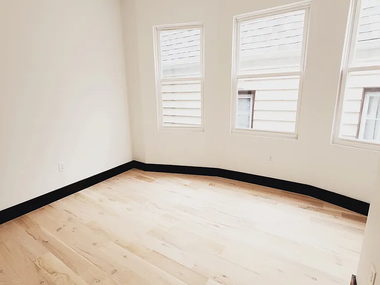 29 Claremont Ave #1A — Photo 4
