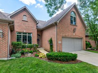 145 Kingsbridge Cir, Naperville, IL