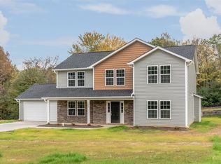 657 Fielding Rd, Charlotte, NC 28214