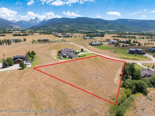 2495 Sunrise Dr, Driggs, ID 83422
