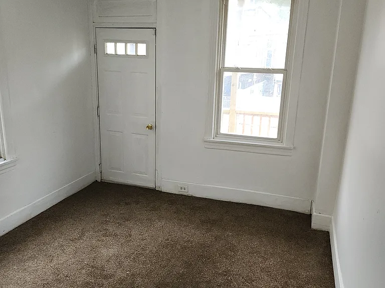 2029 Logan St — Photo 3