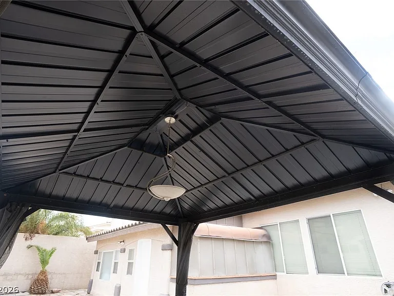 7861 Darby Ave — Photo 46