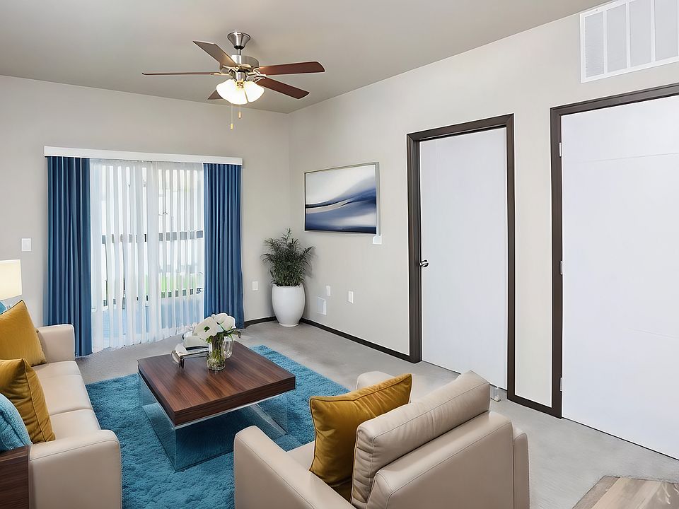 1st image of 120 N Sycamore Ave #214