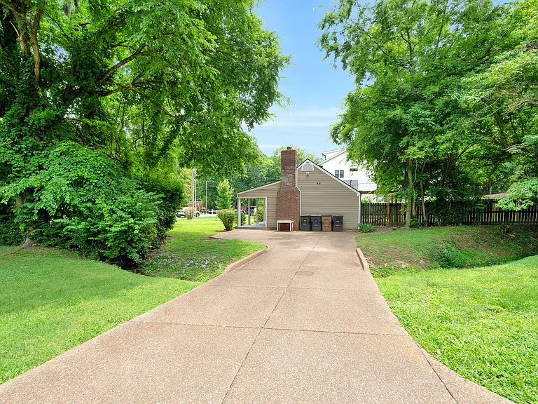 4007 Auburn Ln — Photo 34