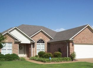 40 Cedarbrook Pl, Jackson, TN 38305