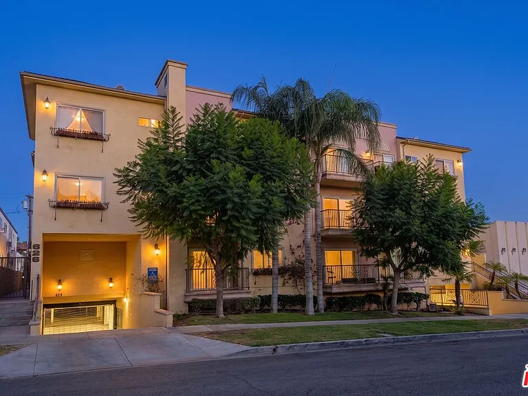 626 E Orange Grove Ave #105 — Photo 5