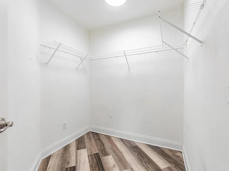 10050 Landport Way — Photo 13