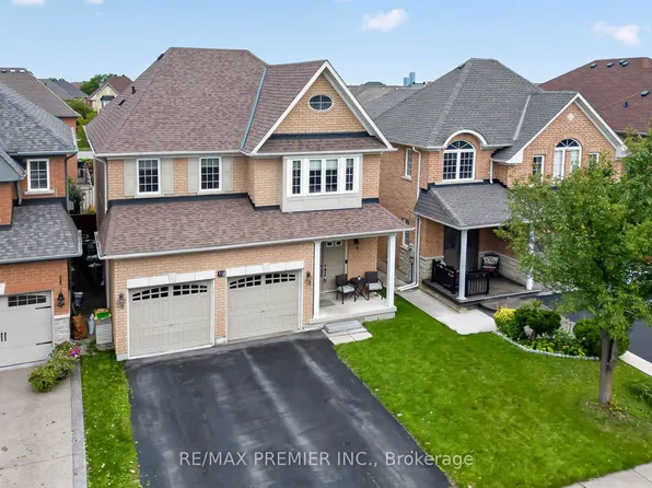 19 Timberwolf Rd, Brampton, ON L6P 2B4