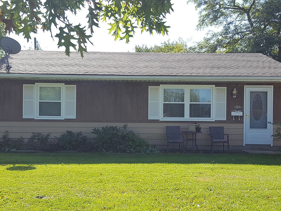 2nd image of 1666 E 32nd St