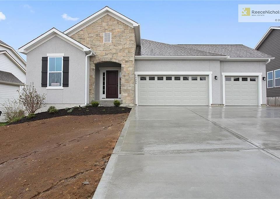 Photos are of actual home!