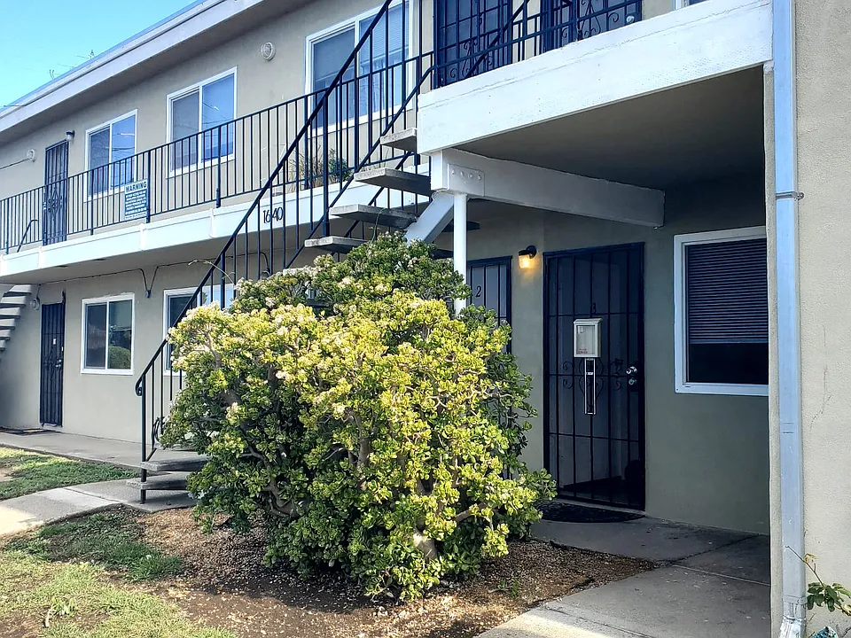 Lower Unit #3