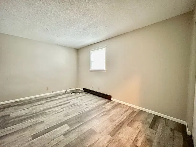 1 bed, 600 sqft, $700 — Photo 4