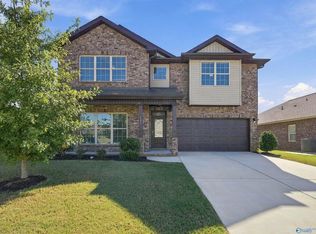 101 Pointe Haven Ct SW, Huntsville, AL 35824