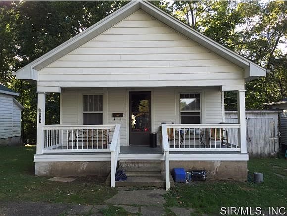 637 N 1st
