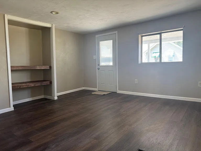 291 Maryland Ave — Photo 21