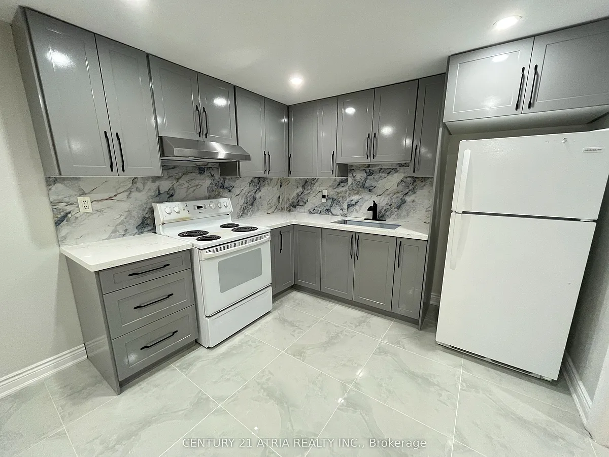 Building Photo - 92 Jaffray Rd #BASEMENT