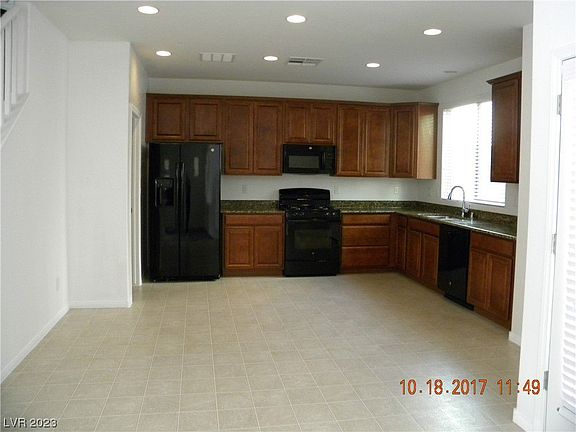 4th image of 10436 Yew Blossom Ave