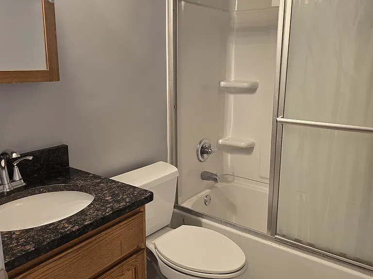 8645 W Foster Ave #3-A — Photo 3